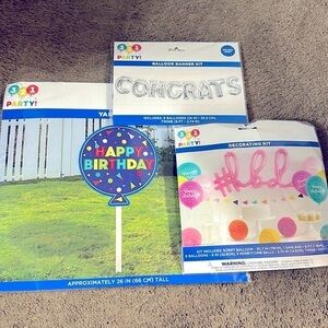 Birthday Decorating Kit w/ Balloon shaped yard sign #hbd balloons